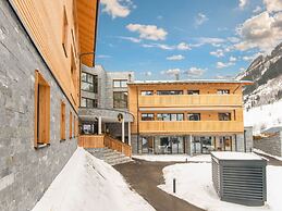 Golden Lodges Rauris Resort With Parking