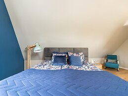Romantic Studio in Stellendam With Terrace