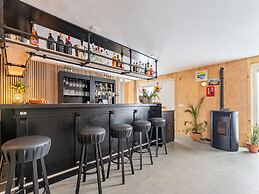 Romantic Studio in Stellendam With Terrace