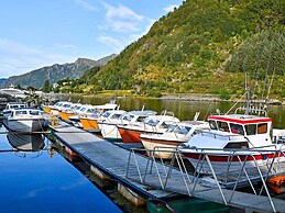 8 Person Holiday Home in Flatraket-by Traum