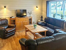 8 Person Holiday Home in Flatraket-by Traum