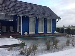 Pleasant Holiday Home Near Town Center