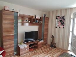 A. Heyne Modern Retreat