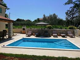 Villa Stella Comfortable Holiday Residence