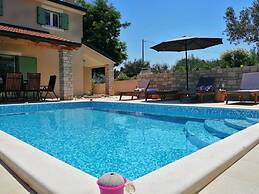 Villa Stella Comfortable Holiday Residence