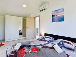 Villa Stella Comfortable Holiday Residence