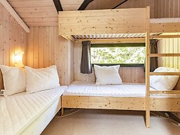 6 Person Holiday Home in Vaeggerlose