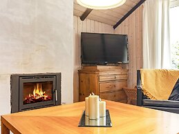 6 Person Holiday Home in Vaeggerlose