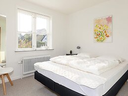 6 Person Holiday Home in Skals