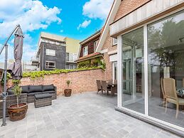 Villa in Middelkerke With sea Beach