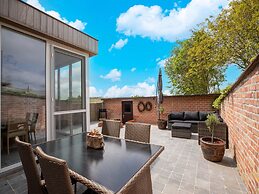 Villa in Middelkerke With sea Beach