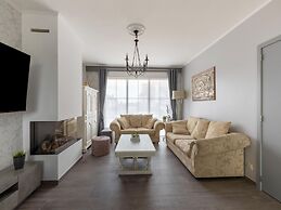 Villa in Middelkerke With sea Beach