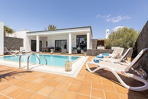 Private Pool in Playa Blanca