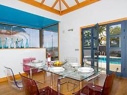 Belvilla by OYO Villa A