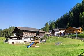 Holiday Home Hutterwirtshof