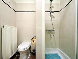 Silver Beach 0105 Well Equipped Apartment