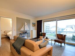 Silver Beach 0105 Well Equipped Apartment