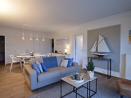 Silver Beach 0105 Well Equipped Apartment