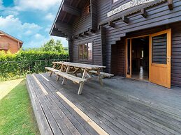 Majestic Chalet in Durbuy 200 Meters From the Golf