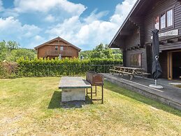 Majestic Chalet in Durbuy 200 Meters From the Golf