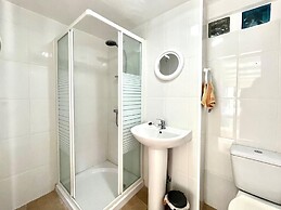 Edinah Complex With Pool and Facilities for PRM