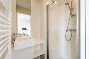 Beautiful Apartment by the sea