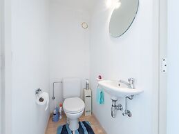 Bright Apartment With Sea-views