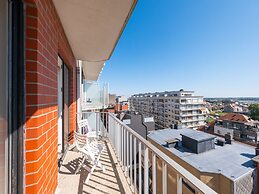 Bright Apartment With Sea-views