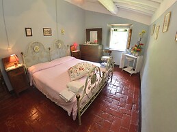 Farmhouse in Pescaglia With Swimming Pool