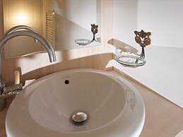 Spacious Holiday Home in the Luberon