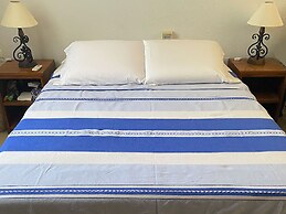 Zandoyo Bed & Breakfast