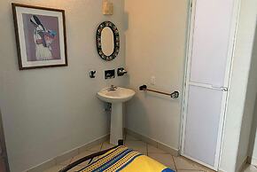 Zandoyo Bed & Breakfast