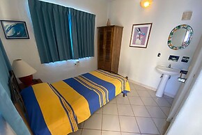 Zandoyo Bed & Breakfast