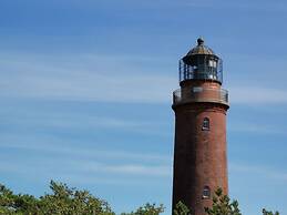 Strandburg Modern Retreat