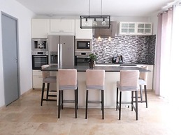 Charming Holiday Home With Private Pool