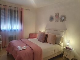 Charming Holiday Home With Private Pool