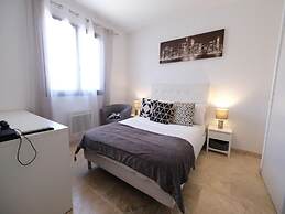 Charming Holiday Home With Private Pool