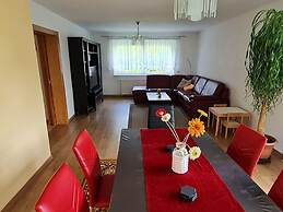 Brauer Modern Retreat