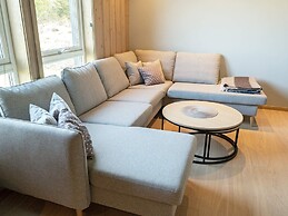 10 Person Holiday Home in Inderoy-by Traum
