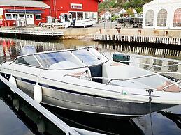 10 Person Holiday Home in Inderoy-by Traum