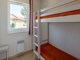Nice Holiday Home Near Lake in Les Landes