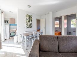 Nice Holiday Home Near Lake in Les Landes