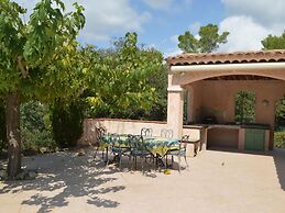 Rural Villa in Lorgues With a Private Pool