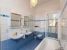 4 Villa Blanck Comfortable Holiday Residence
