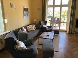 4 Villa Blanck Comfortable Holiday Residence