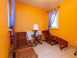 4 Villa Blanck Comfortable Holiday Residence