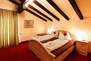 Fine Apartment in Seefeld in Tirol With Infrared Sauna