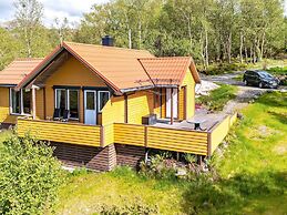 6 Person Holiday Home in Anneland