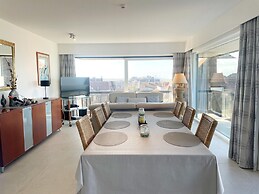 Apartment in Nieuwpoort With sea View