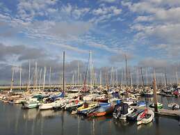 Am Januspark 14 Modern Retreat